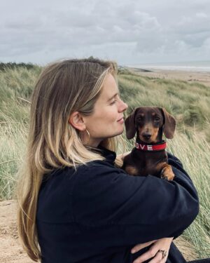 Cressida Bonas Instagram - Happy birthday to the little sausage person ! Always by my side, she has brought so much joy into our lives. 🐾❤️🐾