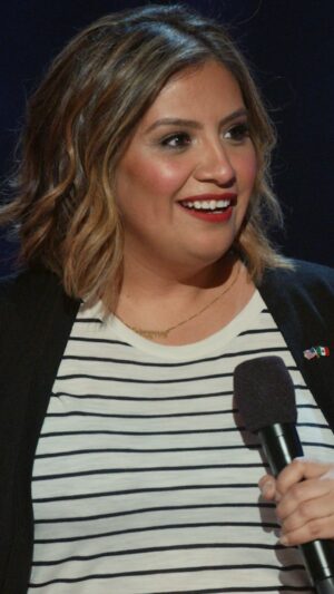 Cristela Alonzo Instagram - tanning is a double standard
🎤 Cristela Alonzo: Lower Classy premiered 7 years ago today on Netflix!