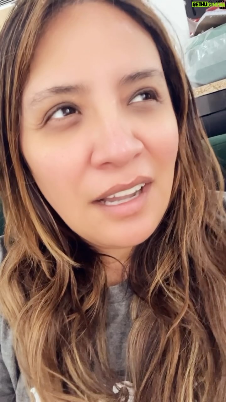 Cristela Alonzo - 4.4K Likes - Let me teach you Spanish!
It’s my first language and I was born and raised in San Juan, TX. My family still lives there.
Also, doing a show in McAllen later on this year. Tickets will be on sale soon.