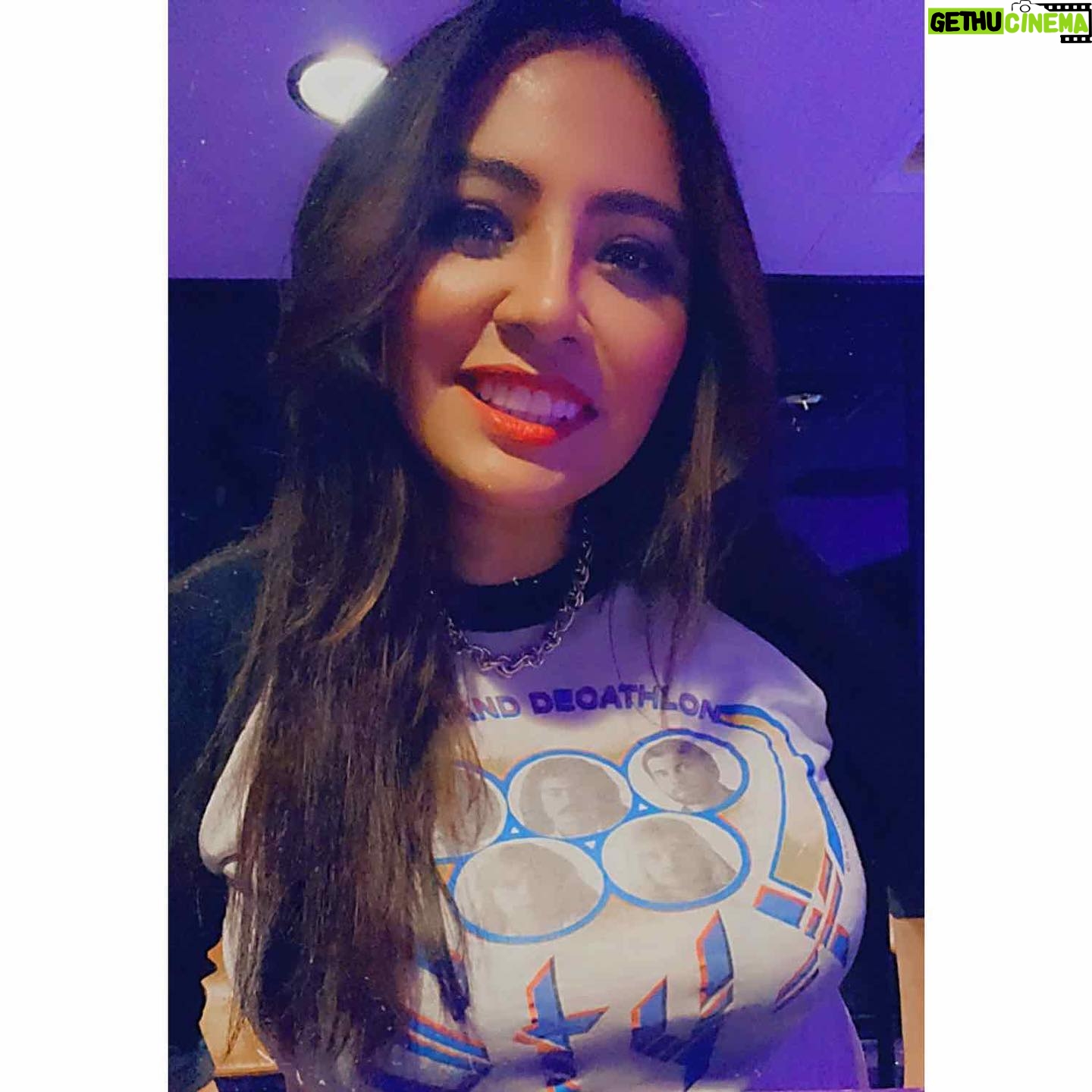 Cristela Alonzo - 2.8K Likes - The greenroom is dark but I like the pic. Today’s vintage tee: Styx ❤️