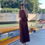 Cristiana Capotondi Instagram - Ciao Venezia Sei sempre bellissima ❤️ @niu_fashion #niufashion #niu #mostradelcinemadivenezia #adv