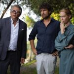 Cristiana Capotondi Instagram – Noi tre fratelli, che come ci metti ci metti, stiamo bene a litigare assieme sin da bimbi. Nella nostra casa d’infanzia sul mare per qualcuno, Davide la pecora nera della famiglia, il tempo s’è fermato a qualche soldino racimolato affittando camere. Ma noi, Renzo e io, fratelli di successo siamo costretti a tornarci in quella casa dopo tanti tanti anni e…vabbè dai che Succede anche nelle migliori famiglie.

GRAZIEEEEE miei fratelli @alessandrosianiofficial @dino.abbrescia ho passato un’estate splendida grazie a voi!

Antonio Catania, Anna Galiena, Sergio Friscia, Euridice Axen, Silvia Mazzieri vi voglio bene ❤️

E poi la nostra troupe con il signor Tani su tutti che dopo 16 anni con la galanteria che si impara alla scuola dei direttori della fotografia mi ha fatta ancora carina 

Il film è nelle sale da ieri, andate, andate, andate 🙏🏻