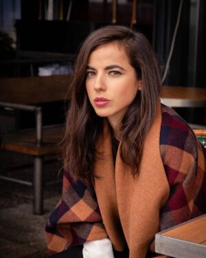 Cristina Rodlo Instagram - Thank you @roseandivyjournal for the great interview and the fun photoshoot! 
Wanna know what we talked about!!? Read full interview here! http://www.roseandivyjournal.com/stories/2020/2/11/cristina-rodlo
Gracias por la entrevista y las fotos!! Denle click a @roseandivyjournal y váyanse al link de la página para que chequen la entrevista y toda la sesión de fotos! 😍❤️
📸 @ace_creativestudio 
hair @hairbypucciarello 
makeup @kimbower 
#newyork #68whiskey #losangeles #mexico #latinxs #dreambig #thinkbig #roseandivyjournal #🔛ti🤦🏻‍♀️