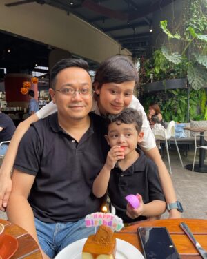 Cristina Suzanne Instagram - Happy birthday yang . Anak and me loves you! ❤️🍓

Happy sampai tutup mata 👀