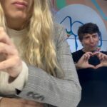 Cristina Boscá Instagram - 😂😂 nosotros tambien nos unimos a este TREND, aunque, a @cristinabosca no le ha salido cono esperaba… 🫣😂 #trend #andaya #los40