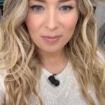 Cristina Boscá Instagram - Empezamos a las 21:00 en Mitele PLUS! #losvecinosdelacasadeallado @miteleonline