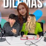 Cristina Boscá Instagram - JUEGO DE LOS DILEMAS con los FINALISTAS DE #OT23 🎤🤫🫶🏼 👉🏽 ¿qué te parece? 👀 #andaya #los40 #ot #otdirecto #naiara #ruslana #paulthin