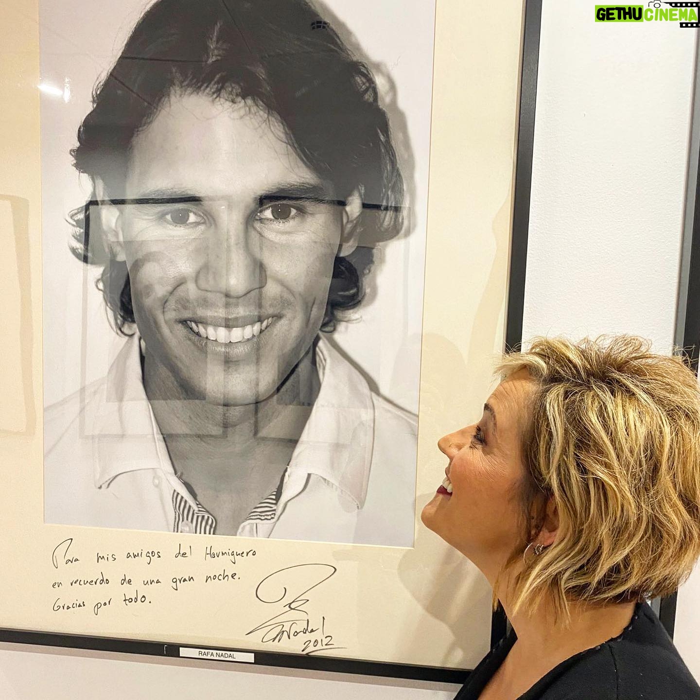 Cristina Pardo Instagram - He venido a @elhormiguero y pasaba casualmente por aquí.