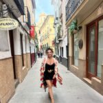 Cristina Rodríguez Torres Instagram - Amo los kimonos!!! Y éste es muy cómodo y fácil de llevar @amoreseternosvintage 👏👏👏 @youte_festival