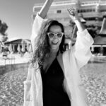 Cristina Rodríguez Torres Instagram - Estas fotos me las hizo @its_alicewonder en el maravilloso hotel de @hoteldonpepegm después de la inauguración de la clínica boutique @clinicapremiummarbella ❤️ Unos días increíbles con gente increíble @maribelverdu @bellezaenvena @aliciaborrachero @bentempleactor @carlessanstricicle @jorgeboschactor @martahazas @uxuacastello @bentempleactor @martahazas @dr.gonzalosanz.urologo ❤️ #marbella #clinicaboutique #superhotel #amigos