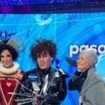 Cristina Rodríguez Torres Instagram - Ahora soy La reina de Corazones en @pasapalabra ❤️ Y lo compartí con @robertolealg @torito.quique @david_civera @estherarroyo_ 🫣 @antena3com #pasapalabra #concurso #programatv