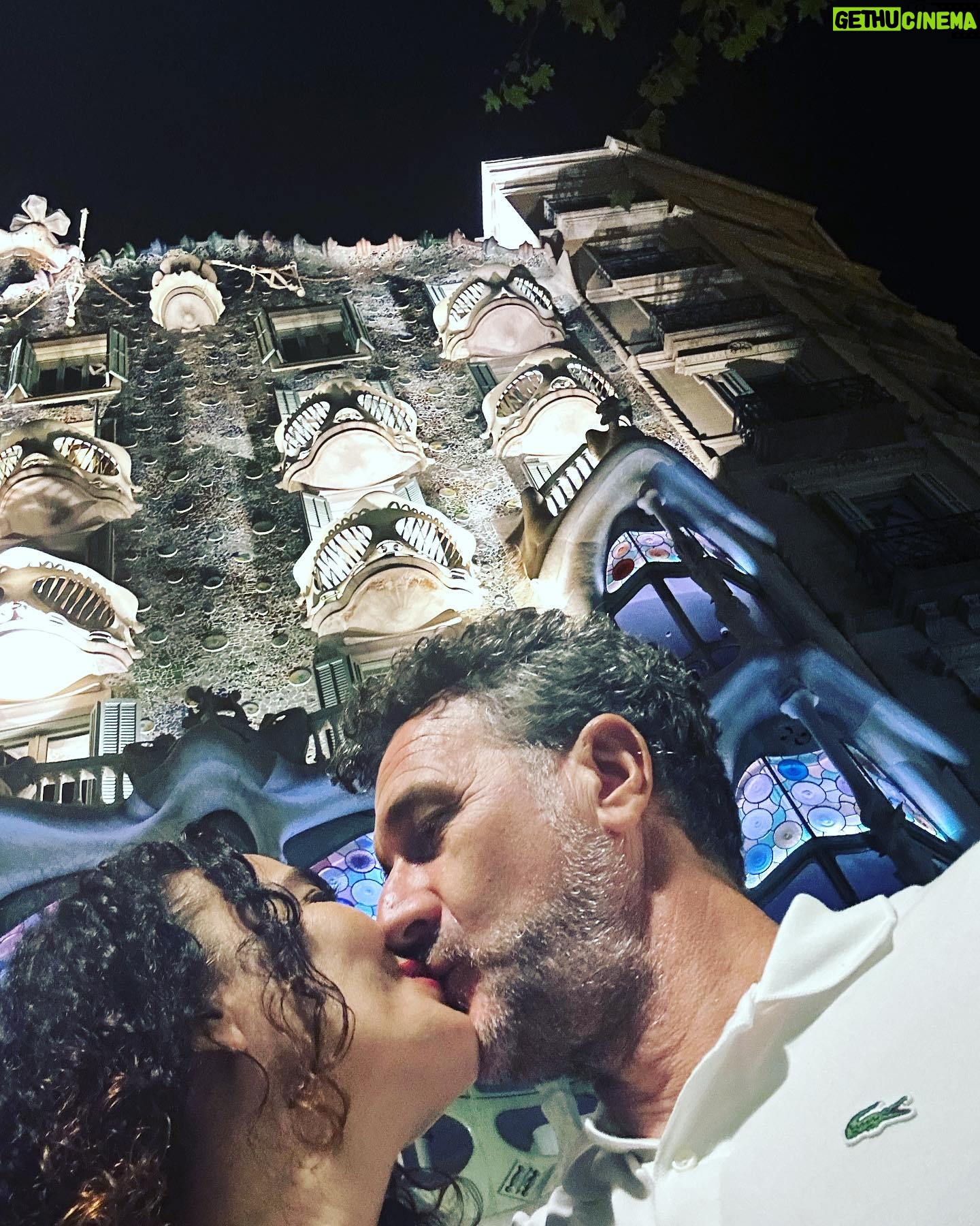 Cristina Rodríguez Torres Instagram - Pocos días pero intensos!!! Me encantaría tener un mes de vacaciones, pero como no podemos tener todo lo que deseamos, me conformo con disfrutar de este puente con la persona a la que amo😍 Mañana trabajo, estoy rodando dos proyectos maravillosos. Soy una afortunada!!!! @elitenetflix @respiranetflix #costumedesigner #diseñodevestuario #vivirrodando🎥