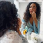 Cristina Rodríguez Torres Instagram - He descubierto como tener la piel estupenda sin necesidad de salir de casa!!!! Aquí os dejo como hacerte una limpieza dermoabrasiva en casa de forma muy rápida, fácil y efectiva con punta de diamante Le Fantastick😍 Ha sido un auténtico descubrimiento👏👏 @cosmeticamimate @danicruzcortes @nohe.bg @genelromero @coolhuntingmadrid #belleza #beauty #dermoabrasión #limpieza #pieljugosa #pielconexperiencia