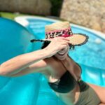 Cristina Rodríguez Torres Instagram - Sábado, sabadete!!! @lolacasademunt @dolorescortesswimwear #piscina #love #verano #descanso