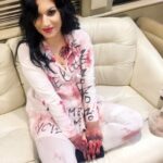 Cristina Scabbia Instagram – So many things to do all at once it’s delirium 🥹
@lacunacoilofficial