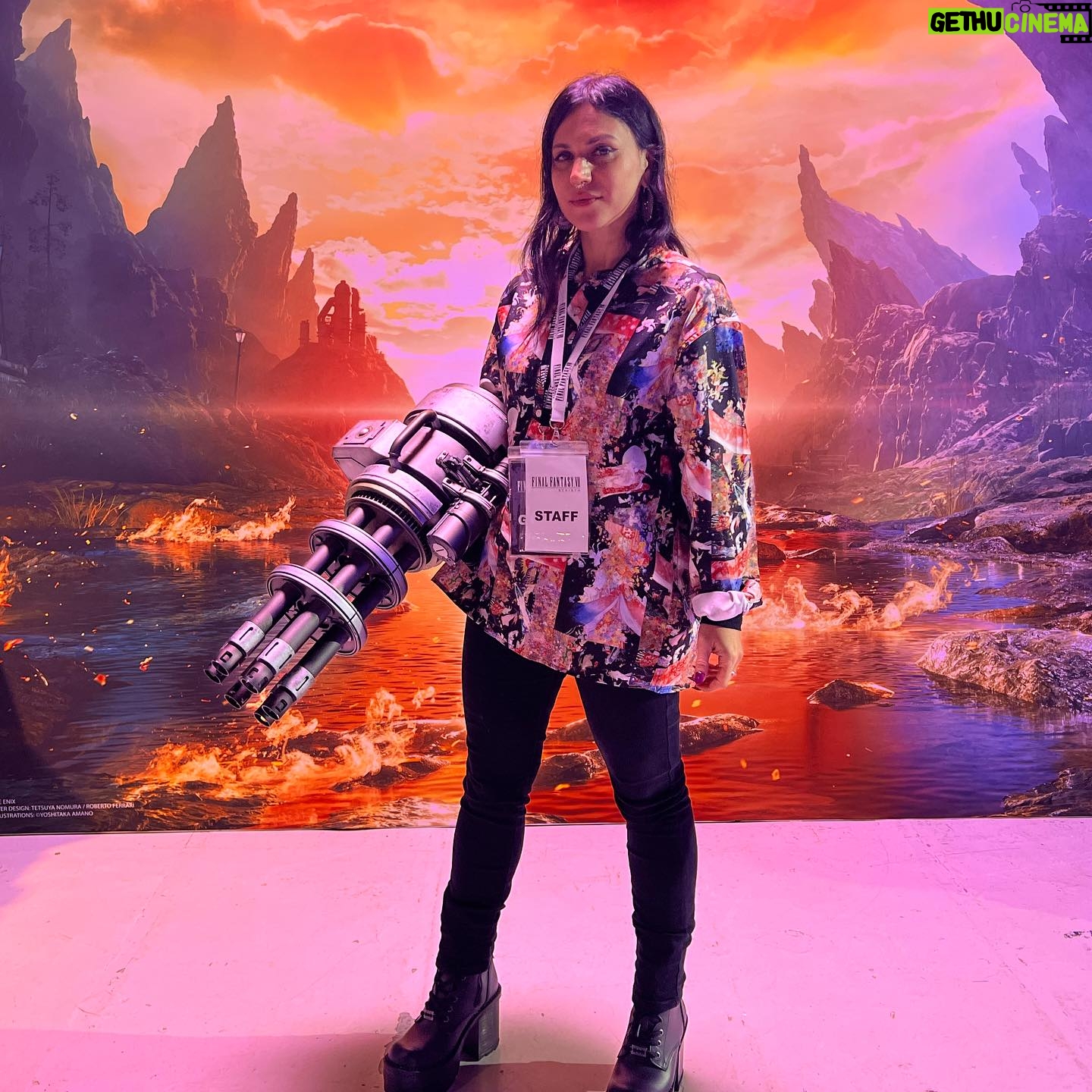 Cristina Scabbia Instagram - #finalfantasyviirebirth event unlocked ✅ It was so great to meet Yoshinori Kitase and Naoki Hamaguchi (producer and director of Final Fantasy VII rebirth)! I am SO ready for this game! FFVII is one of my fave games EVER…February 29th can’t come soon enough. And hey, I think my @yoshitaka_amano buttoned up shirt was PERFECT for the event, today 🖤 @squareenix #finalfantasy #finalfantasyviirebirth #finalfantasyVII