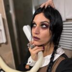 Cristina Scabbia Instagram – Naughty, naughty Hand.