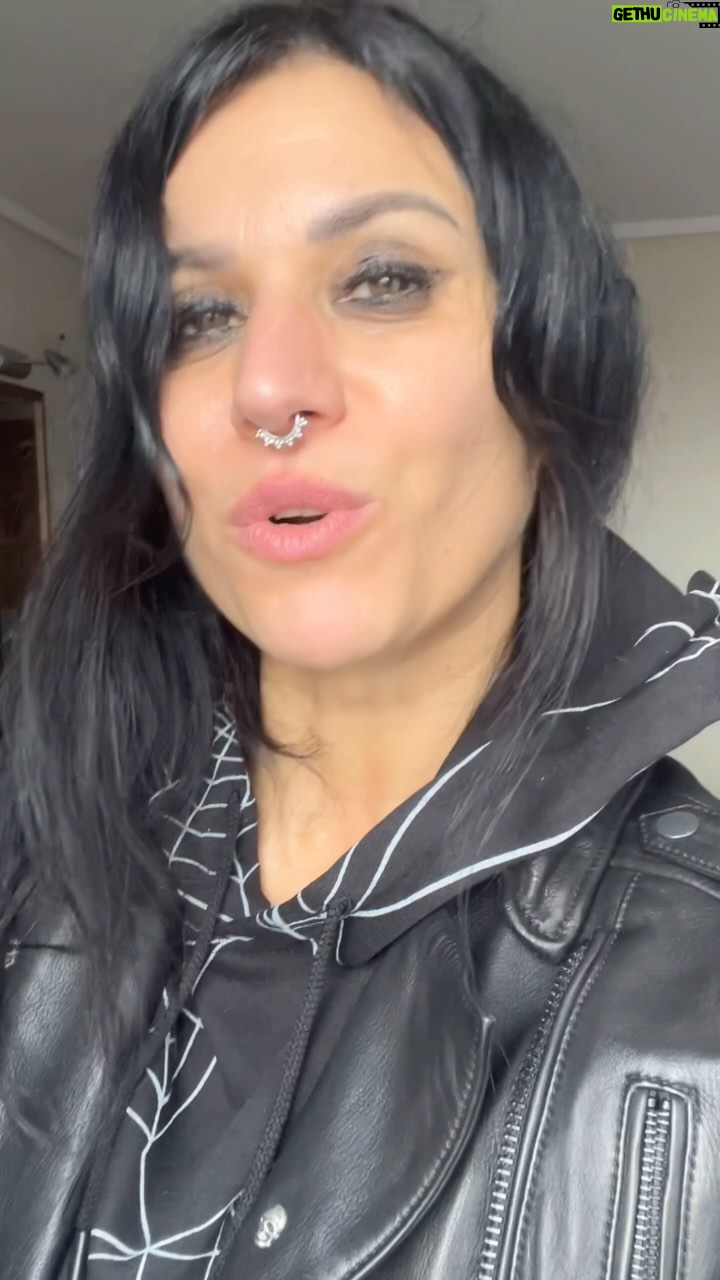 Cristina Scabbia Instagram - What a honor to be invited in London to play Final Fantasy Rebirth before its release! Here’s a brief recap of the awesome trip :) The (circa) 6 hours I’ve been able to experience were amazingly immersive and February 29th can’t come soon enough. There will be soooo much to explore and enjoy! Who’s EXCITEEEEED??? Thank you @squareenix and @plaion_ita for the invitation 🖤
