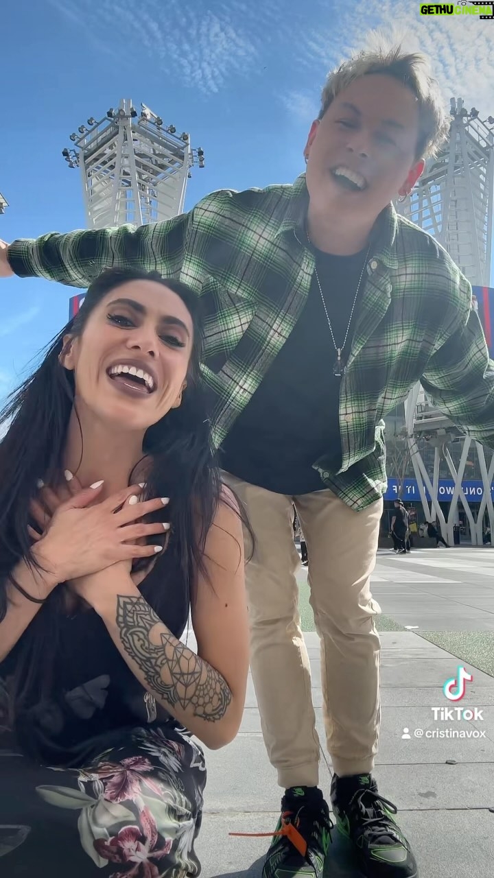 Cristina Valenzuela Instagram - Stronger together 🥺❤️ 🐞 🐈⬛ @drewryanscott