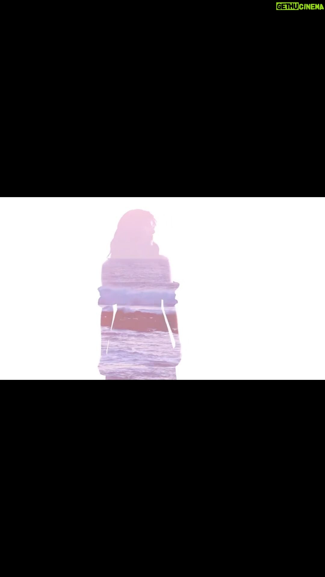 Cristina Valenzuela Instagram - Have you heard my Simple and Clean / Hikari mashup? ✨ available now on YT, Spotify, and wherever you stream your music ❤️ @thunderesque