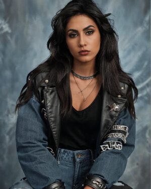 Cristina Valenzuela Instagram - This makes me a little emotional? Like what could have been if I’d known how to dress/do makeup like I do now back when I was in school. 🥹