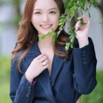Crystal Fung Instagram - 20240204 立春🌿 「你盡有蒼綠， 無量的蒼綠中有安詳的創楚。」 Makeup and Hair : @kayowang 📹 : @mikoco_studio @mikocokiki