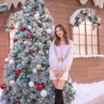 Crystal Fung Instagram - 20231226 Happy Boxing Day💝 Makeup & Hair : @kayowang Outfit : @pamycarie
