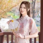 Crystal Fung Instagram – 20240210
大年初一
祝各位2024 有龍則靈
龍行龘龘 前程朤朤
生活鱻鱻 事業駸駸
🐉

Makeup & Hair : @kayowang