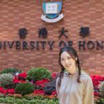 Crystal Fung Instagram – 10秒帶你漫遊香港大學校園📖

香港大學不僅有其標誌性建築——本部大樓（Main Building），
校園內還有許多美麗的景點。
以下是我私心推薦的香港大學及其周邊的一些遊覽熱點：

– 百周年花園（Centennial Garden）
– 港大紅牆（The Red Wall）
– 梅堂（May Hall）
– 香港大學訪客中心（HKU Visitor Center）
– 堅尼地城新海旁 (New Praya, Kennedy Town)

大家能認出多少個地點呢？💖

p.s. 香港大學校園向公眾開放。不過，從5月1日起，將實施遊客分流措施。欲了解更多詳情，請參閱香港大學的官方公告。在參觀時，也請大家注意，確保校園內的師生能在一個良好的環境中進行學術活動🙆🏼‍♀️