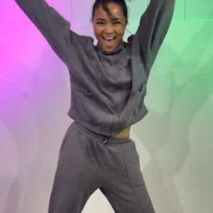 Crystal Kay Instagram - 🆕 Single#ThatGirl out now🙌🏼🙌🏼🙌🏼🙌🏼‼️‼️‼️‼️

みんなも一緒にツッツダンス💃踊ってね🫰🏾
#tutuチャレンジ
#tutuchallenge #thatgirldance #CrystalKay