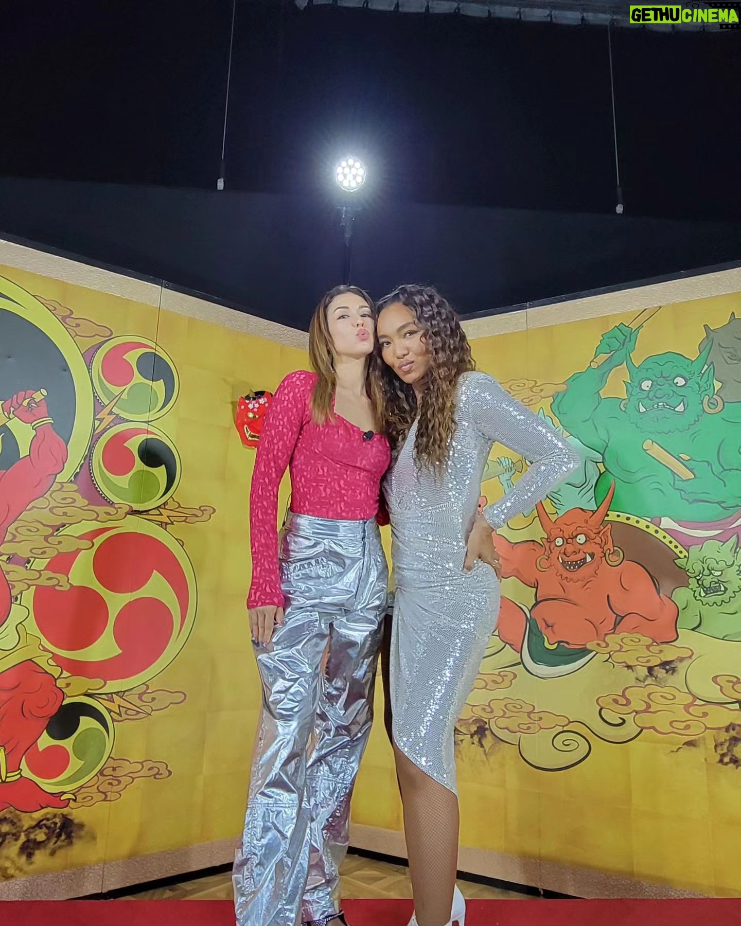 Crystal Kay - 6.8K Likes - #千鳥の鬼レンチャン
悔しみーーーーーーー😆😆😆😆😆‼️
リベンジだな💕
視聴者からこの赤い台に乗るとは。。。w
最強のタッグパートナー@benibooo
とならこわくない🙌🏾
こんな番組って言ってないからね爆笑😂😂😂
みんな見てくれてありがとう🫂
