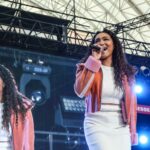Crystal Kay Instagram - @fm802_pr Osaka Auto Messe 2024 今年初歌でした‼️ 新曲も初披露できて、みんなもめっちゃつっつダンスやってくれて嬉しすぎた(２枚目の写真見てね)🥰🥰🥰🥰 フェスのステージはほんとに楽しいね❤️みんな最高な時間にしてくれてありがとう‼️ 最高な歌はじめになりました✨ 今年はデビュー25周年‼️セレブレーションイアー、盛り上げていくよーーー♥️♥️♥️♥️ Photo by: 田浦ボン #CK25 #thatgirl #25thanniversary