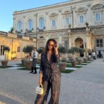 Crystal Kay Instagram – Grazie mille @brunellocucinelli_brand for such a dreamy experience celebrating the launch of the beautiful eyewear collection🤍 Timeless elegance, detail, and quality all in one. 
A heartwarming fun fact: 5 out of the 22 pieces are made in Japan. The excellence of eyewear manufacturing and titanium processing technology from Sabae, in Fukui prefecture are reflected in these five models including the one I’m wearing. It’s beautiful seeing Brunello Cucinelli’s deep respect for Japanese craftsmanship being integrated  in this collection. P.S. I think I fell in love with Rome ♥️

 素晴らしいクラフトマンシップで作られている上質で美しい@brunellocucinelli_brand のアイウェアのローンチ。実は、２２モデルのうち５（私もかけているモデル）が、メイドインジャパンなの！福井の鯖江で育まれた技術とチタンの加工技術が反映されているんだって！コレクションの中に、本国でもとてもクラフトマンシップがリスペクトされている中で、こうして日本の技術も含まれているのは非常にリスペクトされていると言う証ですね！素敵✨
初めてのローマがこんなに素晴らしい旅になり、とても感激しています。グラッツェミッレ！

#brunellocucinelli 
#brunellocucinellieyewear