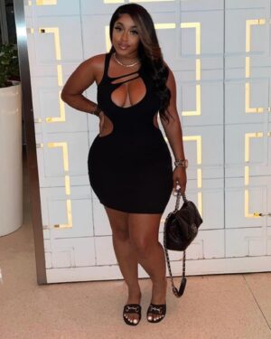 Crystal The Doll Instagram - Love Wearing All Black You Should See My Closet 🖤😎🤞🏽 #photodump #photooftheday Is Black Your Fav Color To Wear?