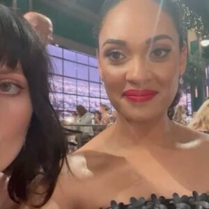 Cynthia Addai-Robinson Instagram - About last night…

The Emmys were a joy. Congrats to all the artists who were nominated and to the winners for your sterling work. 

@ismaelcruzcordova @markella.kavenagh make the best table mates :D

Dress: @suzanneneville 
Shoes: @rogervivier
Clutch: @tylerellisofficial 
Sytlist: @zadrianandsarah 
Hair/Makeup: @saishabeecham @flawlessface_mua 

#emmys #emmys2022