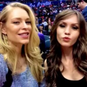 Cynthia Kirchner Instagram - They told me to go for it!!!...and I did...So grateful that I have such talented and supportive friends (you know who you are!). You all motivate and inspire me beyond words. So proud of our sold out show on Wednesday! It was pure fire!!! I’m so happy to say...I love the path I am on!!!! Thank you to all the comics who made @thecomedyparlour a success... @shannonbobo @andypicarro @stasiapatwell @jeffleach @mateenstewart @johnsaponaro @derek_mio