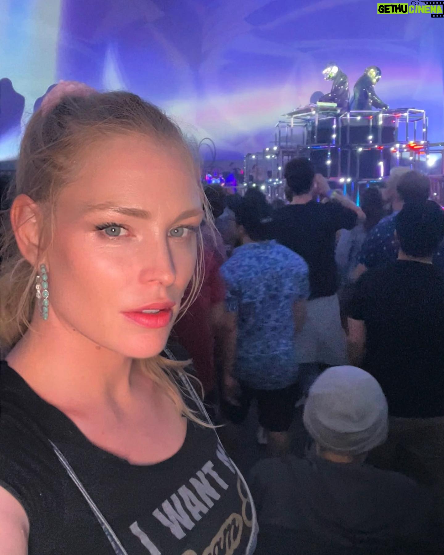 Cynthia Kirchner - 720 Likes - #DaftPunk