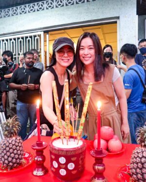 Cynthia Koh Instagram - Yes we have arrived in KL and today is the first day of shoot.
祝我们
开工大吉,顺顺利利。
#confinementthemovie 
#陪月