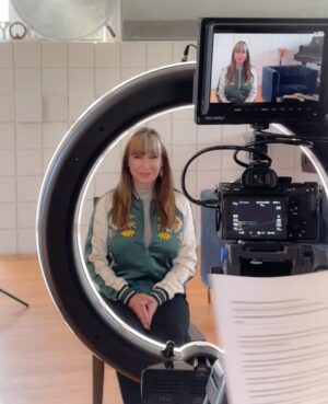 Cynthia Rothrock Instagram - Behind the scenes interview of the Blu Ray release of Lasy Reporter #cynthiarothrock #ladyreporter #blackcreekmovie.com