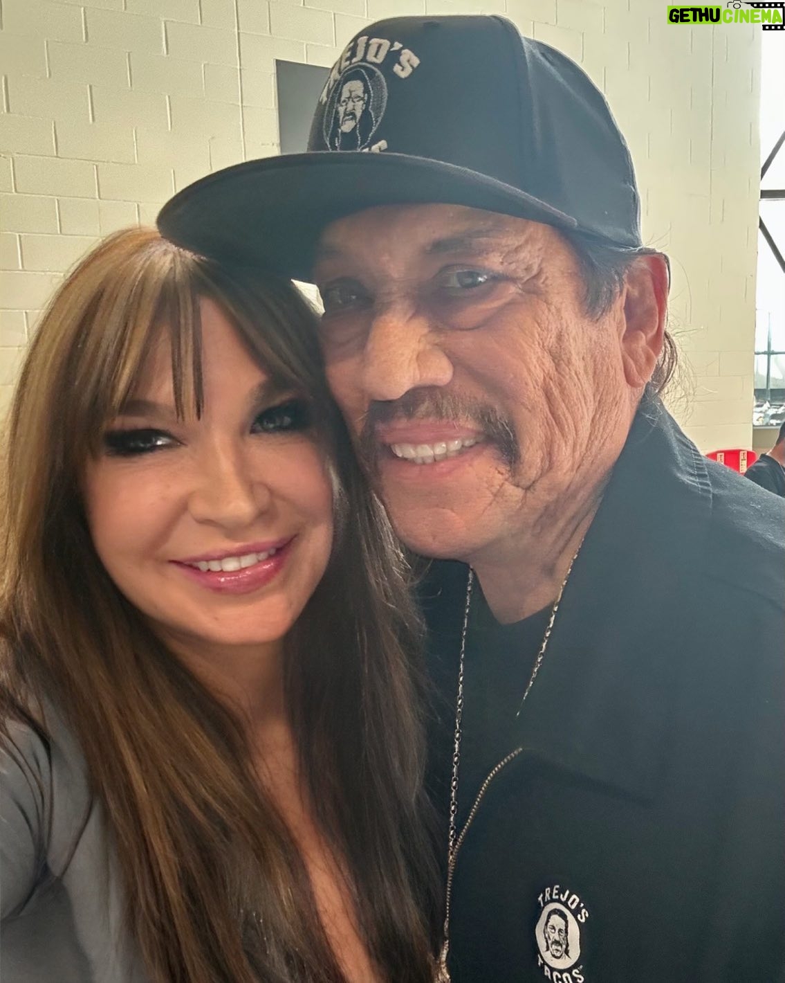 Cynthia Rothrock - 3.5K Likes - Great to meet Danny Trejo #dannytrejo #cynthiarothrock #blackcreekmovie #fromdusktilldawn #londoncomiccon
