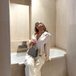 Cynthia Makhoul Instagram - Entre le bien ou le mal? Je te laisse dire que je suis métisse.
