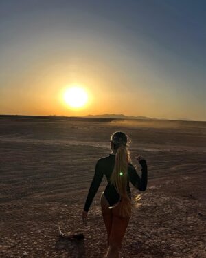 Cynthia Makhoul Instagram - Out of darkness.