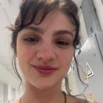 Débora Ozório Instagram - Os closes entre uma cena e outra que ninguém vê mas agora todo mundo tá vendo 🤭