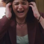 Débora Ozório Instagram - #TERRAEPAIXÃO 📺 [Alerta de conteúdo sensível] Antônio descobriu que Petra foi vítima de um abuso. Revoltado, ele pressionou a filha para saber quem fez isso, mas a jovem ficou muito abalada de ter que relembrar esse momento traumático. 😰 Tadinha... 💔