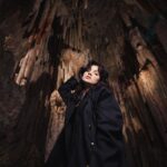 Débora Ozório Instagram - Debora Ozório @ozoriodebora num ensaio exclusivo para a @canalextra_ As imagens estão liiiiindas e a entrevista está no link da bio! Vamos entrar nessa gruta com a atriz e conhecê-la melhor!? Depois a gente posta os outros looks! Mas vamos começar com o pretinho!? Texto e produção executiva @thomazrochaoficial Edição e coordenação @camotinha Fotos @renataxavierfoto Assistente de fotografia @leandrolucasfoto Styling @rg_barros Produção de Moda @keviiinborges Beleza @erikafernandesbeauty_ Agradecimentos @parquenacionaldatijuca e @parquelage Assessoria @martinellithais e @conde_mais Design @williambsf7 e @toniazevedodesign #petra #terraepaixão #deboraozório #canalextra