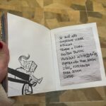 Débora Ozório Instagram - Livro: Eu Me Chamo Antônio. Achei no meio do cenário, fui folhear despretensiosamente e me encantei. Cada página uma foto.
