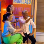 Débora Ozório Instagram - De hoje com os queridos @anaclaraac e @alexandreborges.artista no @gnt 💞💞 Foi uma delícia, obrigadaa! Make: @euverodrigues Cabelo: @sou_danicris Look: @nathcalmont