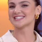 Débora Ozório Instagram - Pra que serve um namorado se não for pra comer a comida que você não come, né @ozoriodebora ? 😂❤️ #PanelaçoComAnaClara