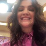 Débora Ozório Instagram - Os closes entre uma cena e outra que ninguém vê mas agora todo mundo tá vendo 🤭