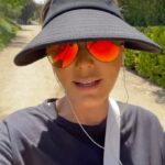 Daisy Fuentes Instagram - Cute things on my walk 🐴 🌸 🐦